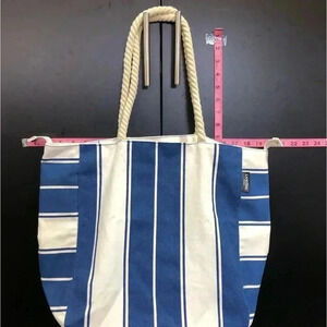 NEW Lancôme canvas Beach Tote Bag - Navy & White w/rope shoulder straps